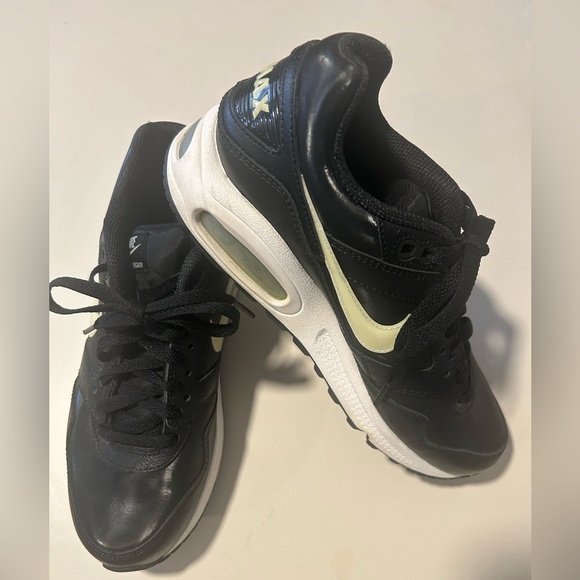 Nike Shoes - “Send Ur Price?” WORN ONCE…”NIKE AIR MAX” Black & Cream Sneakers…*NO BOX* 👟